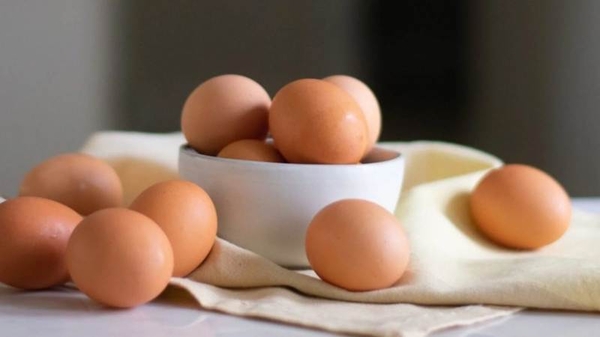 Ăn trứng gà có tác dụng gì? 14 tác dụng của trứng gà và lưu ý khi ăn